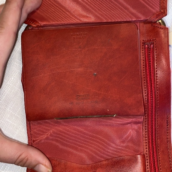 Prince Gardner Genuine Top-grain Cowhide Wallet Coin Purse.Vintage in Red - Picture 6 of 13
